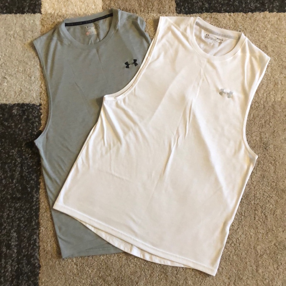 UNDER ARMOUR tank tops